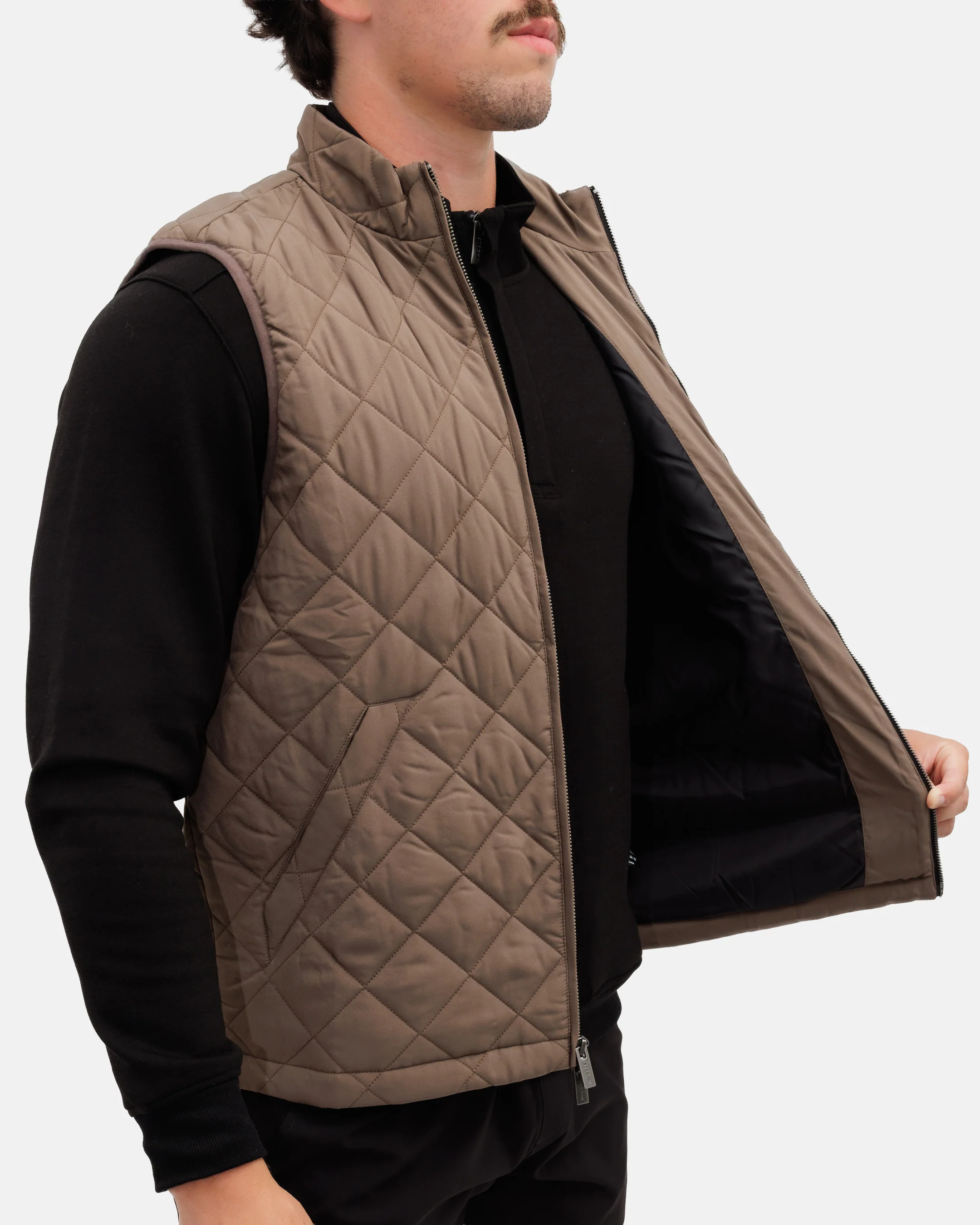 Crosscut Men's Quilted Vest - Iron Range - Image 7