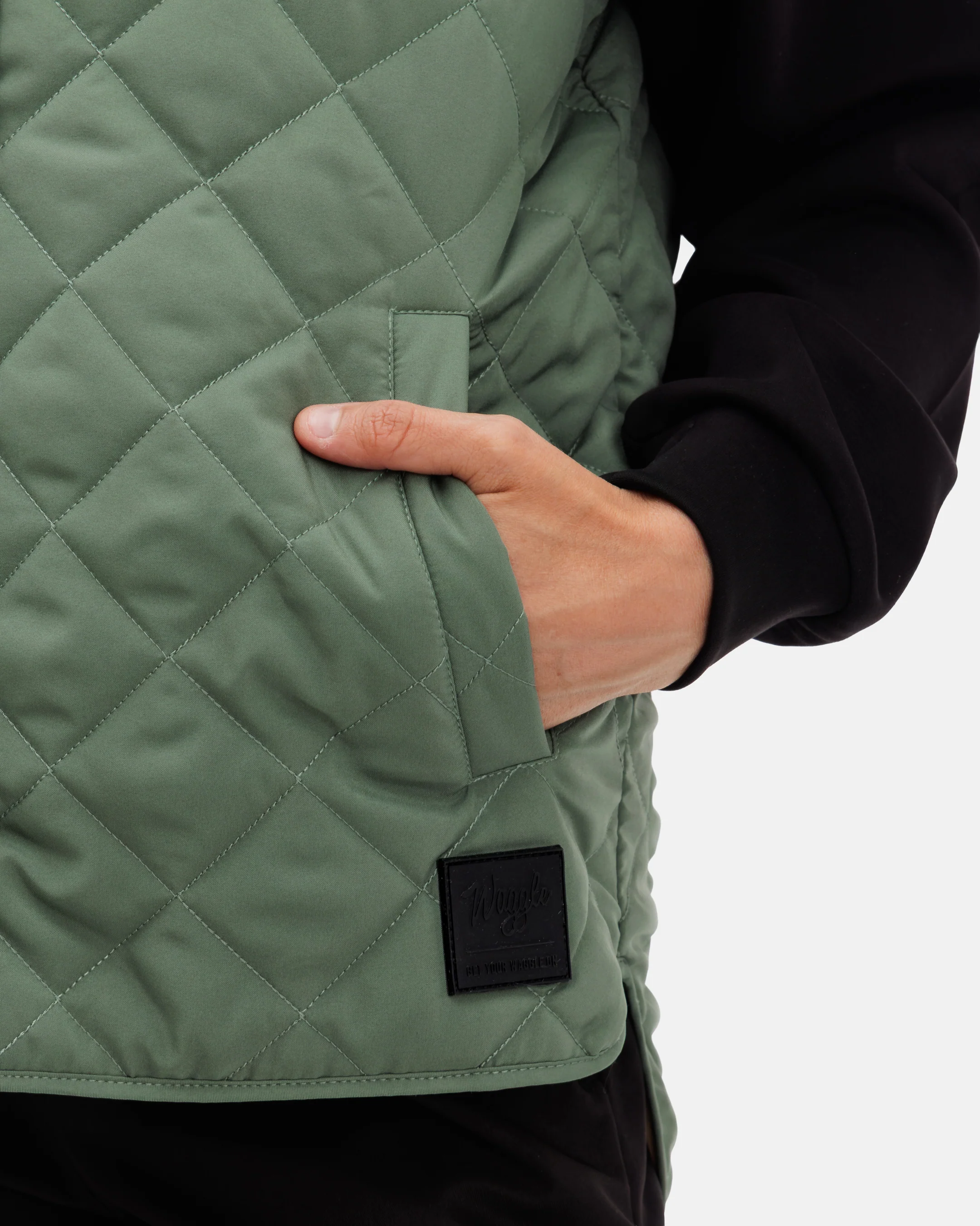 Crosscut Women's Quilted Vest - Balsam - Image 6