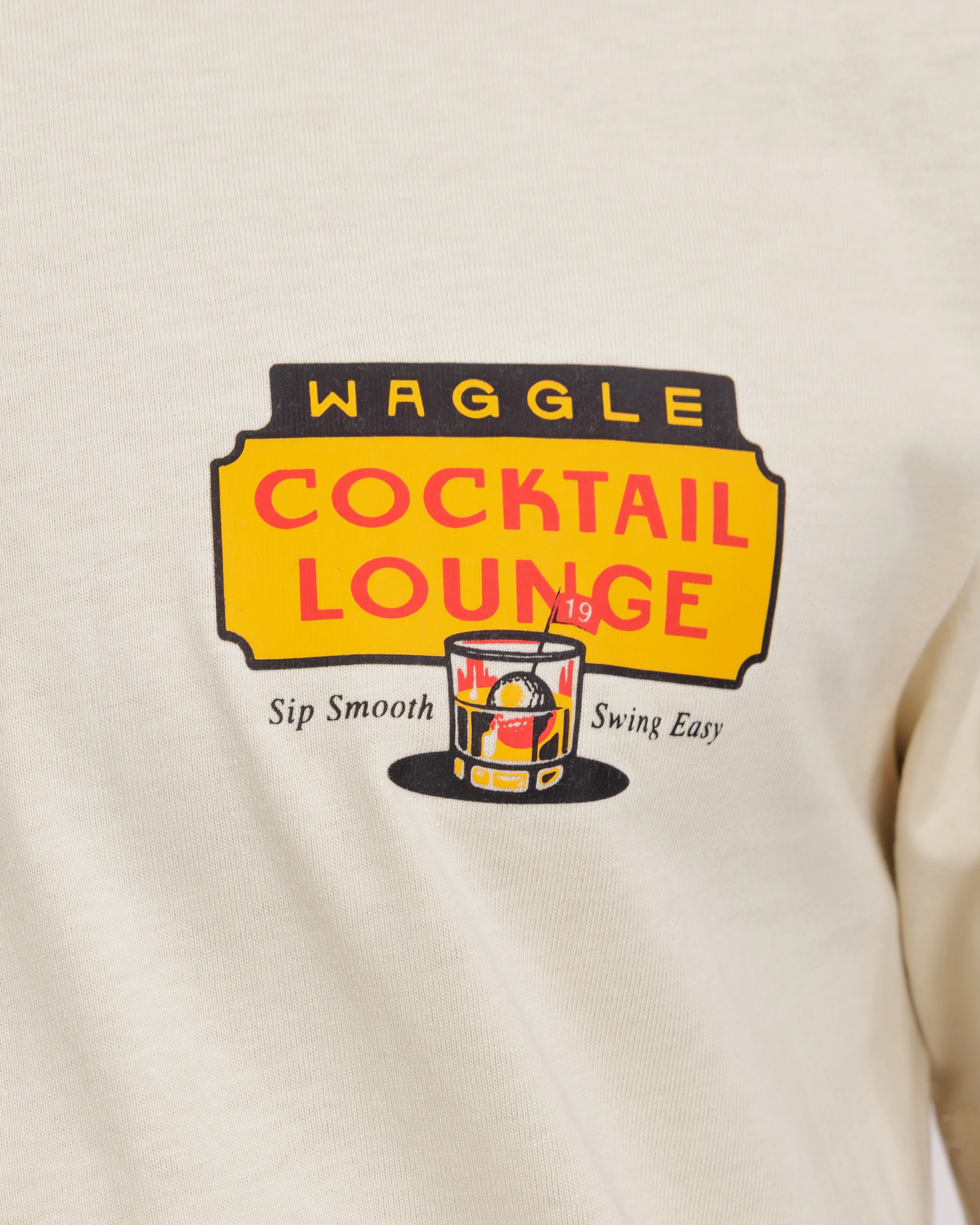 Waggle Cocktail Lounge T-Shirt - Image 5